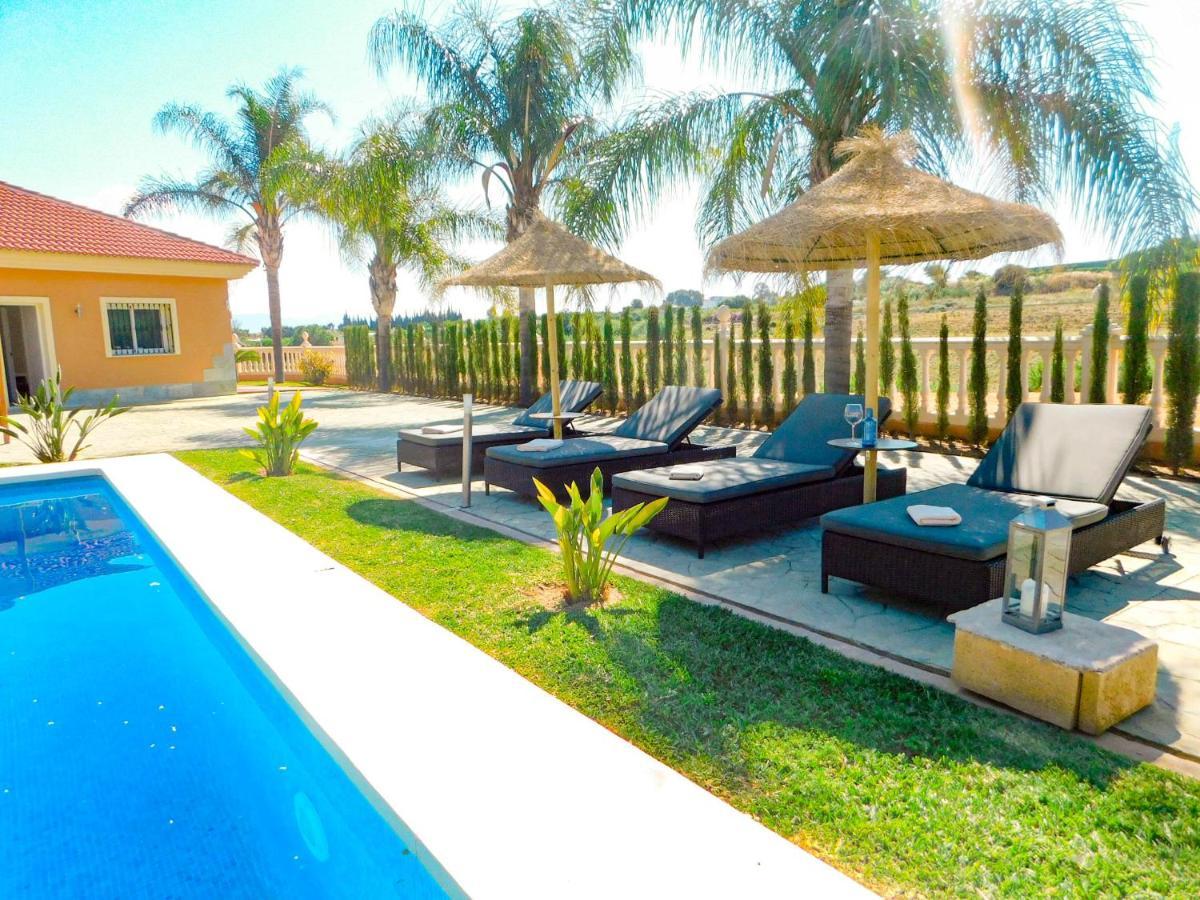 Tess Rancho Las Palmeras Alhaurin de la Torre Exterior photo